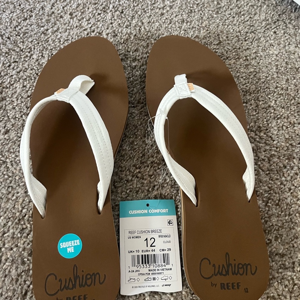 Reef Women's Brown Footbed White Strap Flip Flops